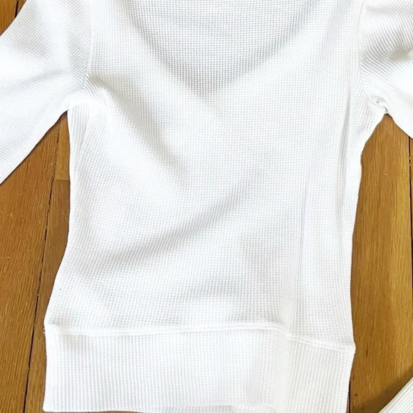 Holister long sleeve top white XS - Picture 7 of 8